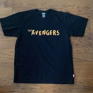 Uniqlo The Avengers tshirt-medium